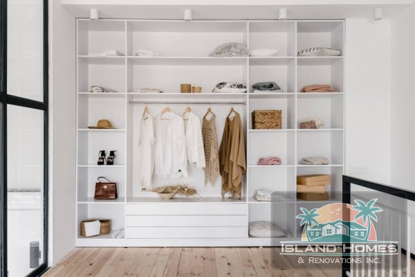 Boosting Home Value with Closet Remodeling: A Vero Beach Perspective