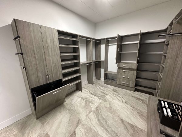 Complete Home Transformations: How a Local General Contractor in Vero Beach Can Also Handle Your Closet Remodeling Needs