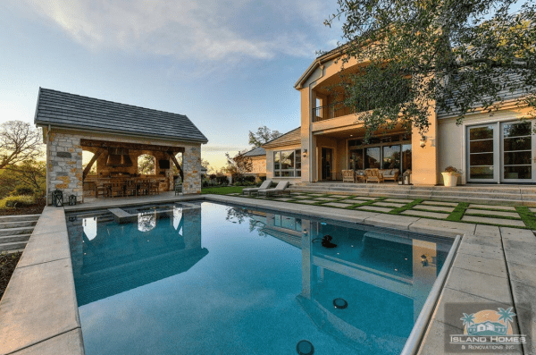 Selecting the Right Home Builder