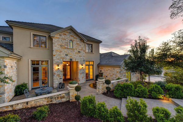 Garden and outdoor living